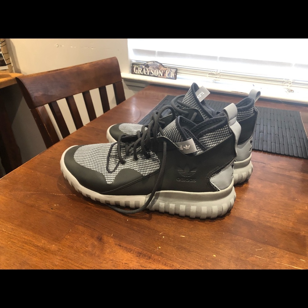 Adidas Tubular